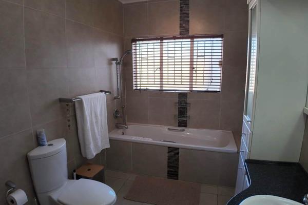 4 Bedroom Property for Sale in Bodorp North West